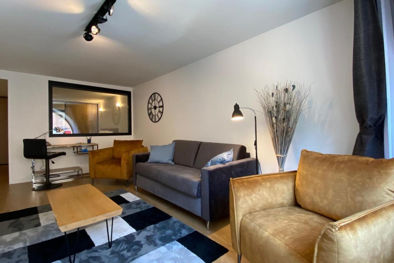 Le Royal 4 - Apartment For 4 People In The City Center آنسي المظهر الخارجي الصورة