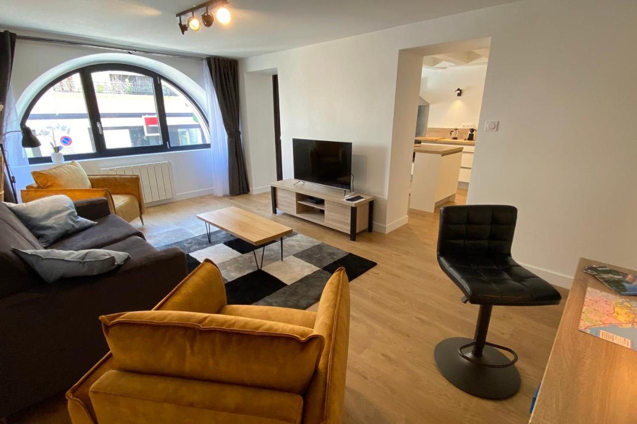 Le Royal 4 - Apartment For 4 People In The City Center آنسي المظهر الخارجي الصورة