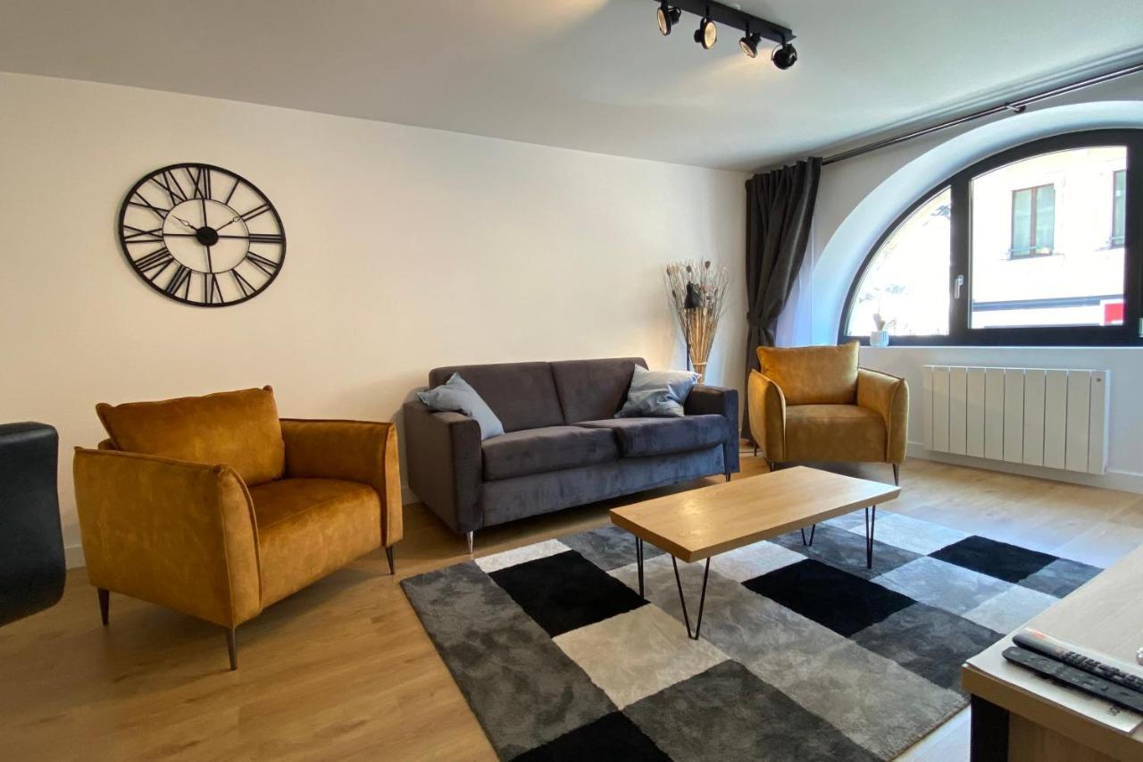 Le Royal 4 - Apartment For 4 People In The City Center آنسي المظهر الخارجي الصورة